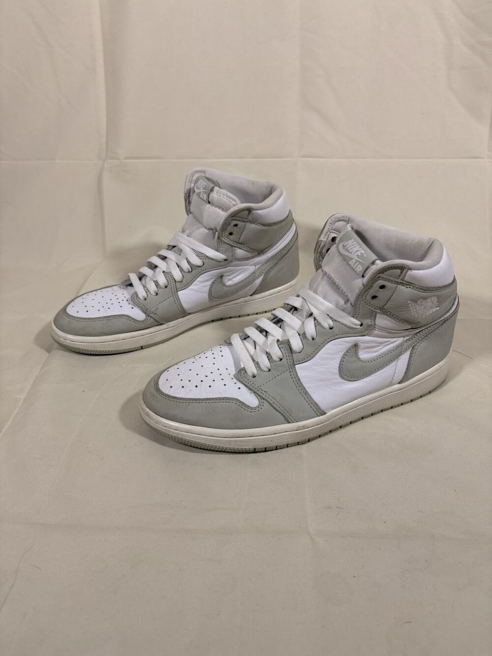 Size 10 - Air Jordan 1 Retro OG High Seafoam W Cd0461-002